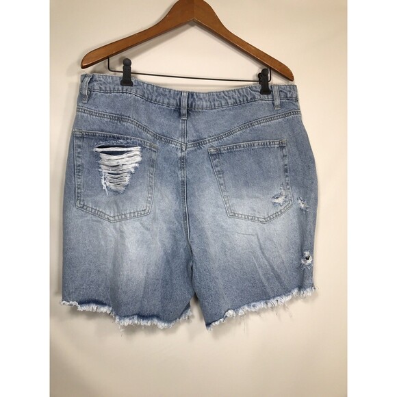 Steve Madden NYC Women's Dad Short Distressed Destroyed Light Wash Size 19 - Picture 5 of 8